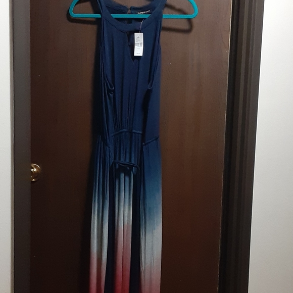 Lane Bryant Dresses & Skirts - NWT Lane Bryant halter maxi dress